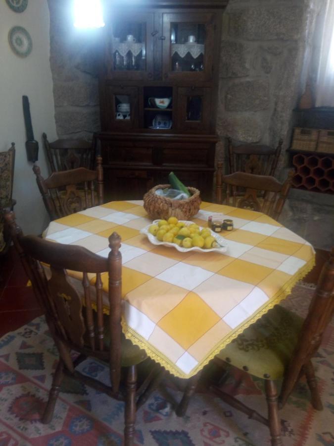 モンタレーグレ Casa Do Palheiroヴィラ エクステリア 写真